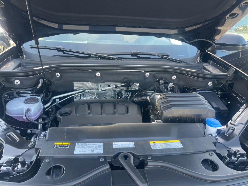 2026 Volkswagen Atlas Cross Sport 2.0T SE