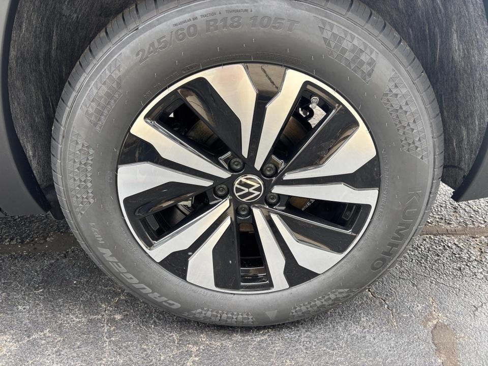 2026 Volkswagen Atlas 2.0T SE