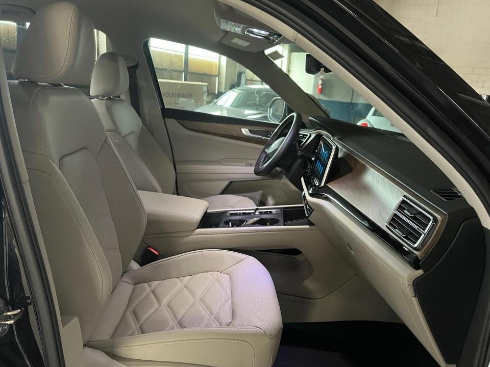 2026 Volkswagen Atlas 2.0T SE