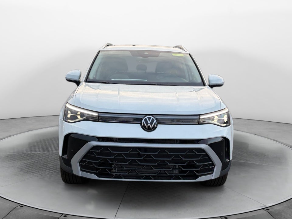 2026 Volkswagen Taos SEL