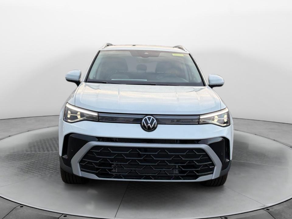 2026 Volkswagen Taos SEL