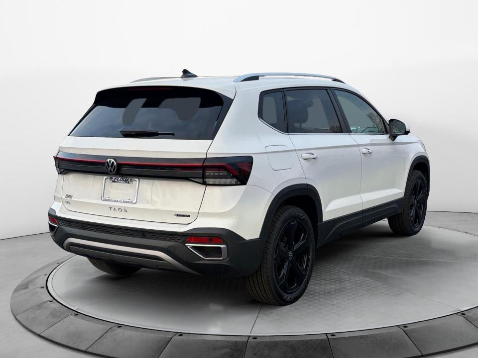 2026 Volkswagen Taos SEL