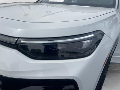 2025 Volkswagen Tiguan SE R-Line Black