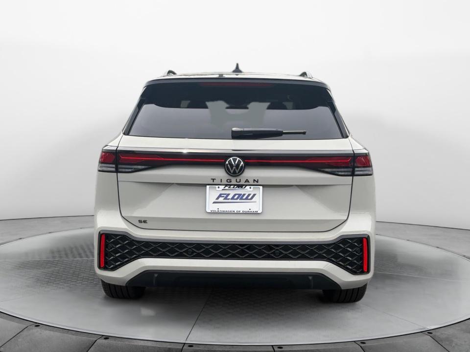 2026 Volkswagen Tiguan SE R-Line Black