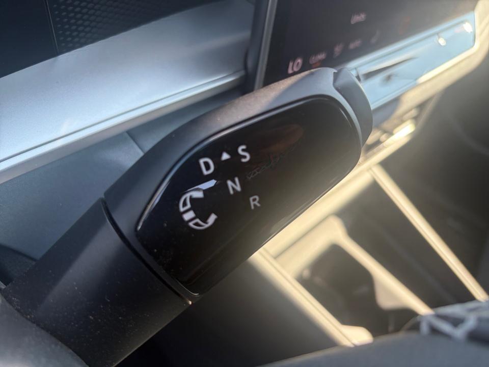 2025 Volkswagen Tiguan SE