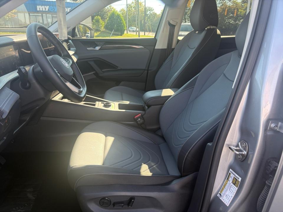 2025 Volkswagen Tiguan SE