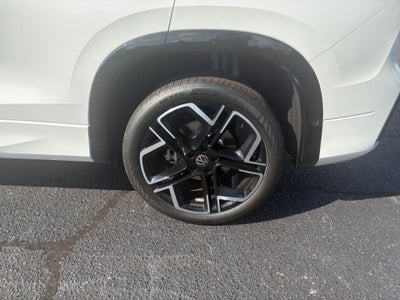 2026 Volkswagen Tiguan SEL R-Line Turbo