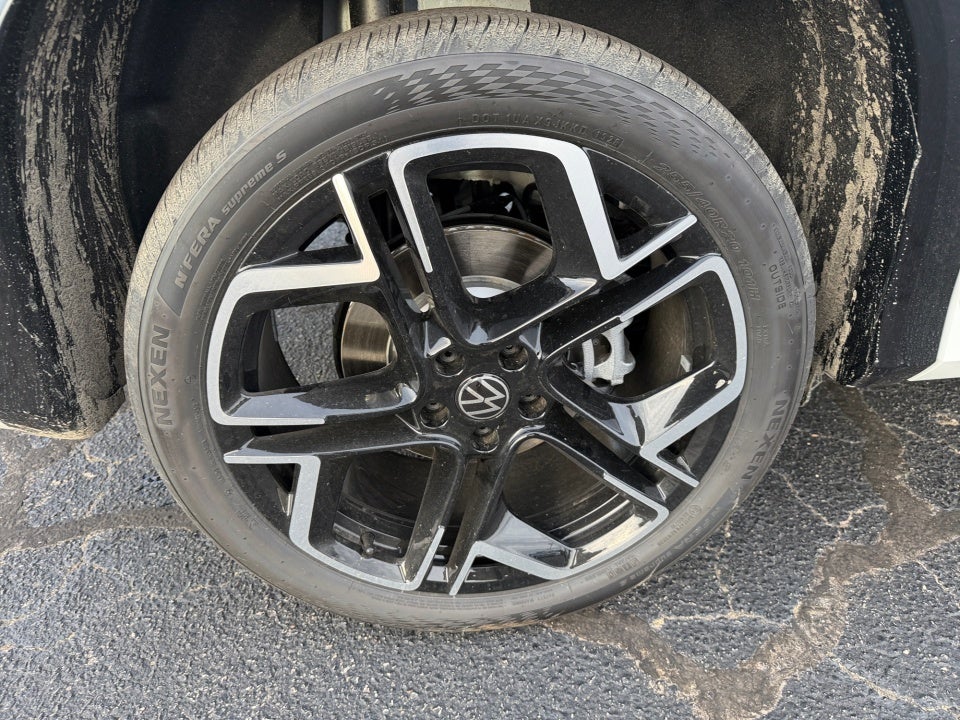 2026 Volkswagen Tiguan SEL R-Line Turbo