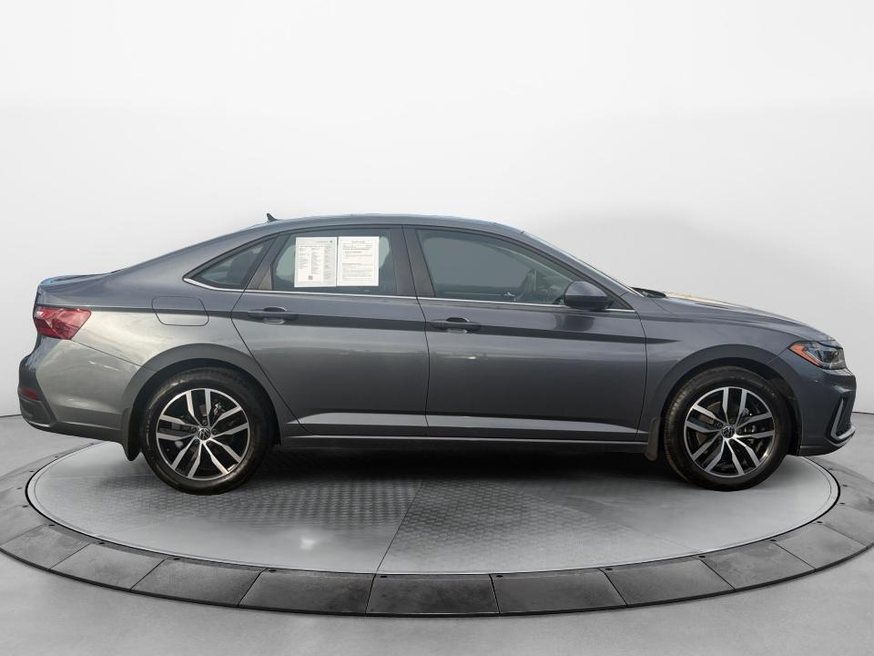 2026 Volkswagen Jetta SE