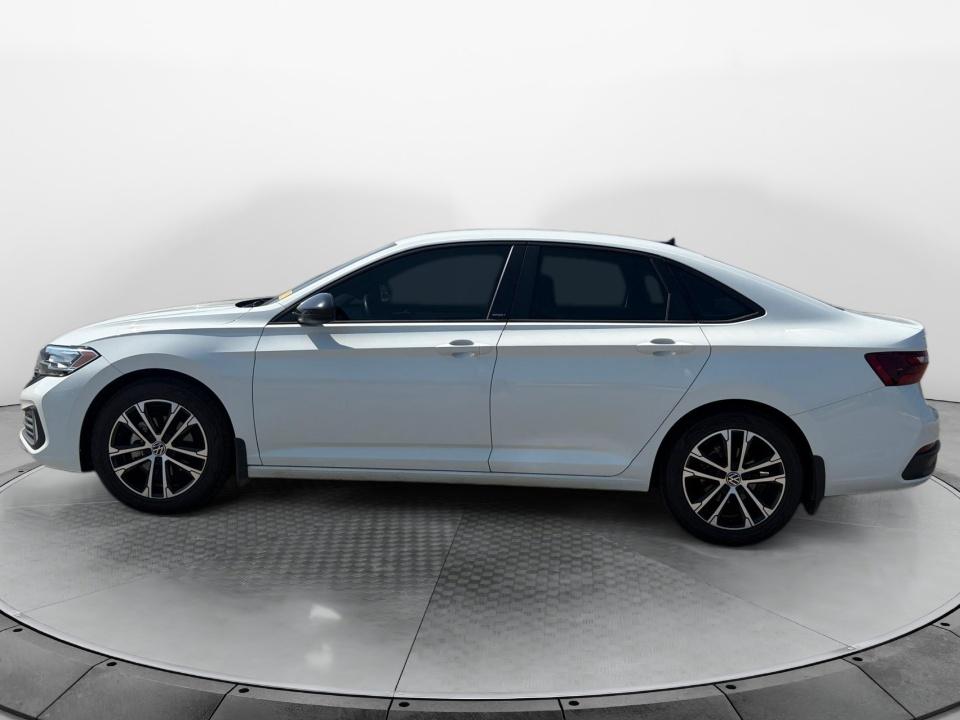 2024 Volkswagen Jetta Sport