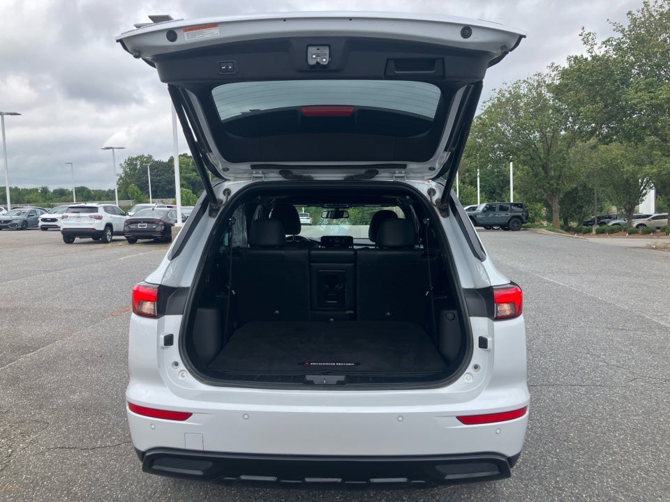 2023 Mitsubishi Outlander SEL