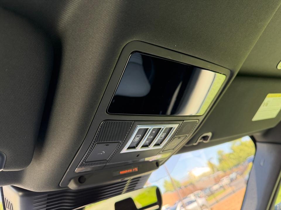 2021 Land Rover Discovery HSE R-Dynamic