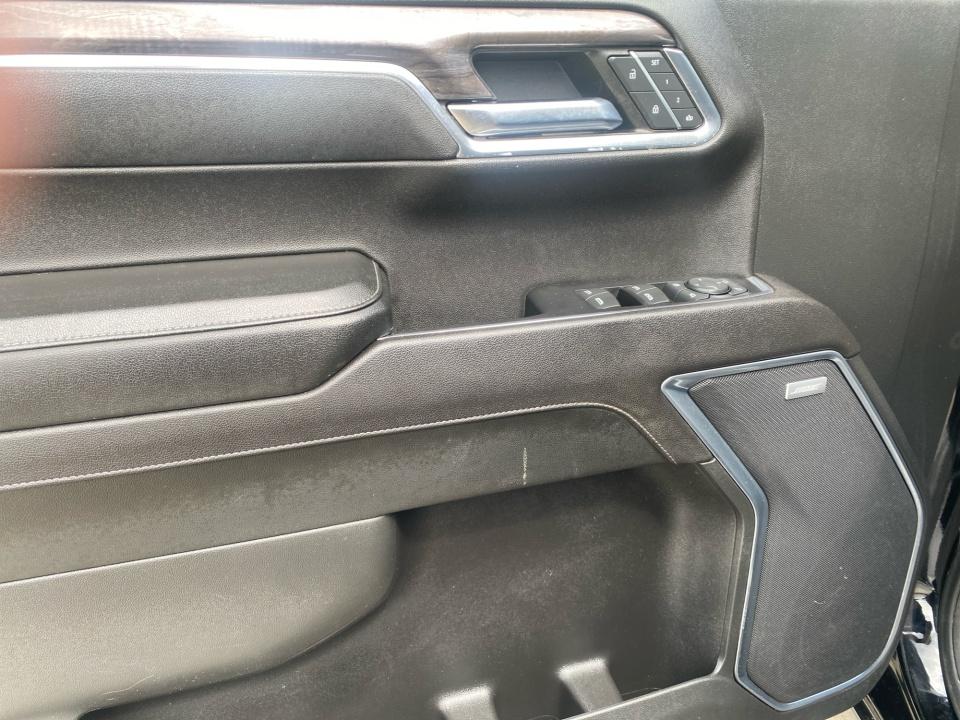 2023 Chevrolet Silverado 1500 4WD Crew Cab Short Bed LTZ