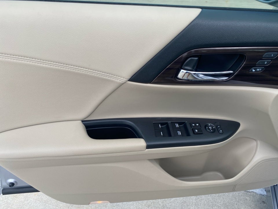 2017 Honda Accord Hybrid Touring
