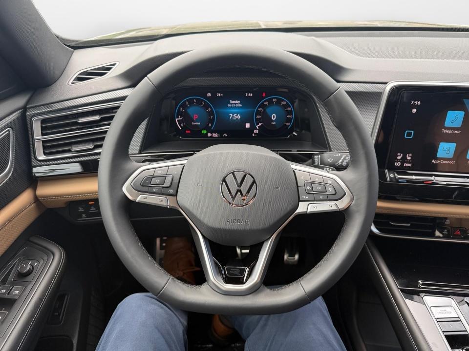 2026 Volkswagen Atlas Cross Sport 2.0T SEL R-Line Black