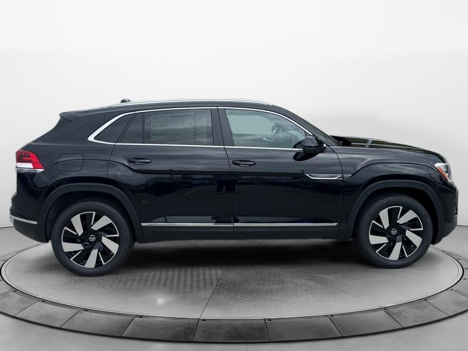 2026 Volkswagen Atlas Cross Sport 2.0T SEL