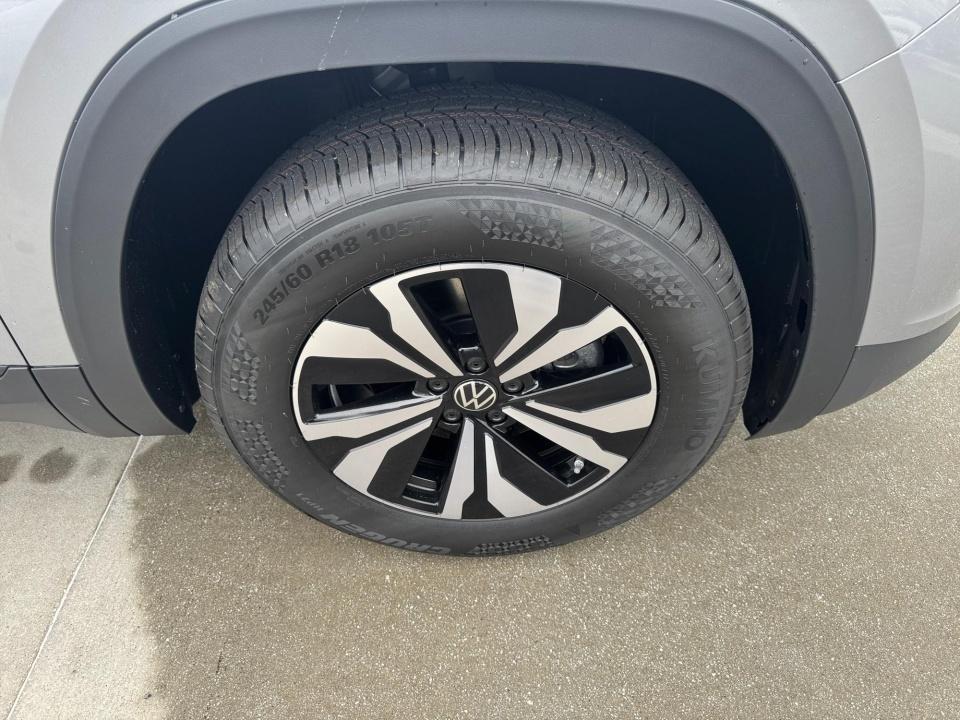 2026 Volkswagen Atlas 2.0T SE