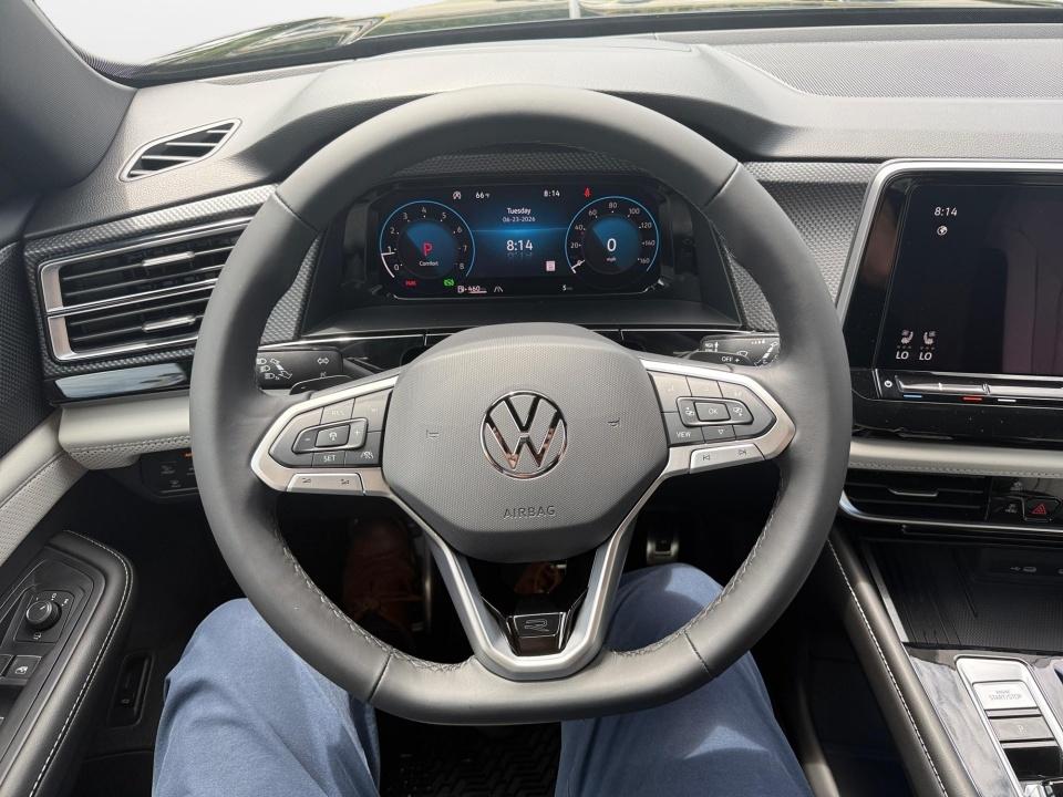2026 Volkswagen Atlas Cross Sport 2.0T SEL Premium R-Line