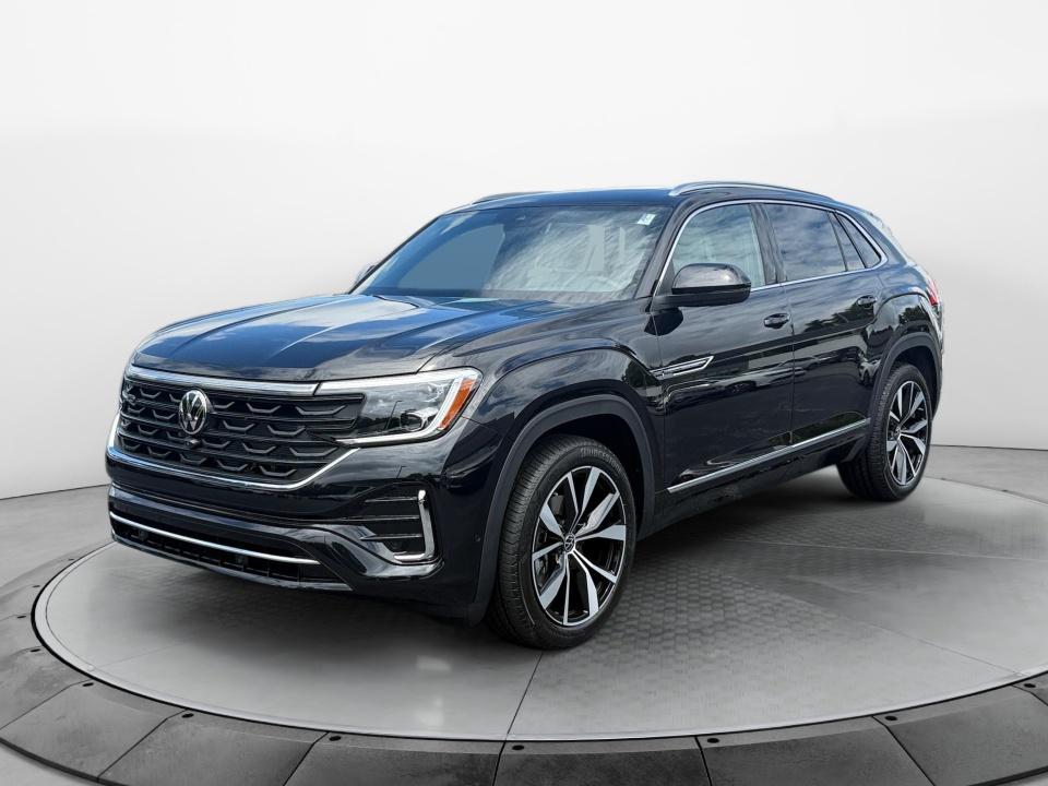 2026 Volkswagen Atlas Cross Sport 2.0T SEL Premium R-Line