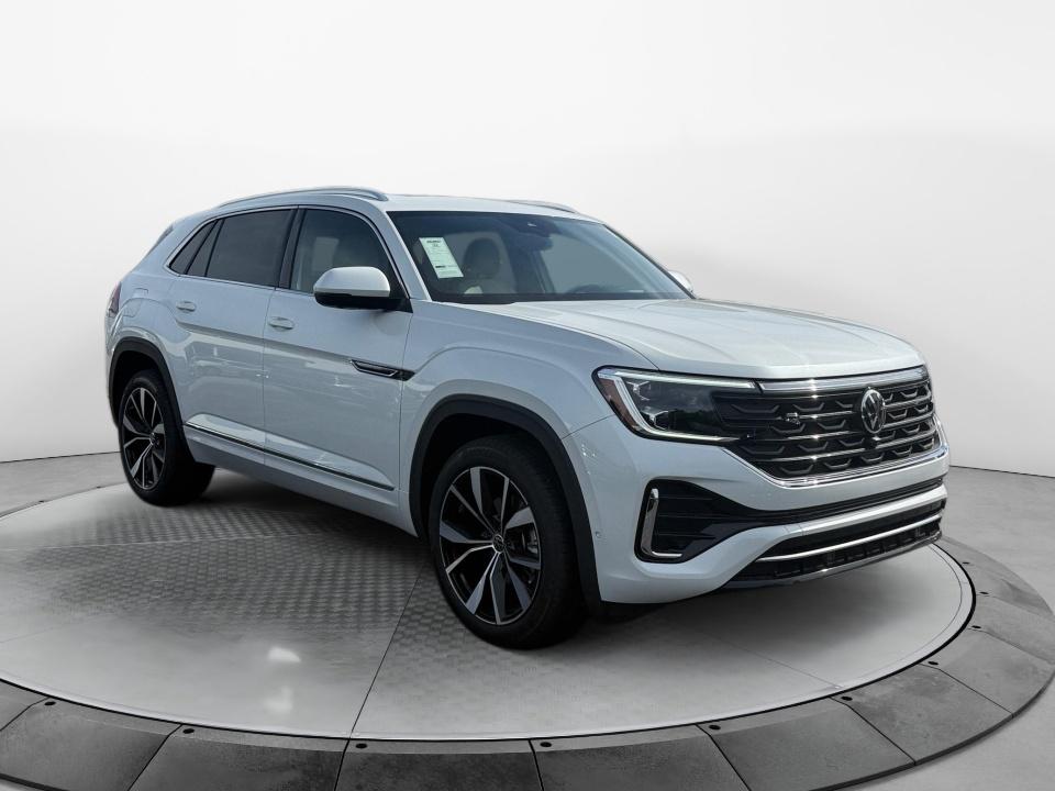 2026 Volkswagen Atlas Cross Sport 2.0T SEL Premium R-Line
