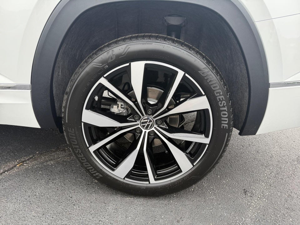 2026 Volkswagen Atlas SEL Premium R-Line