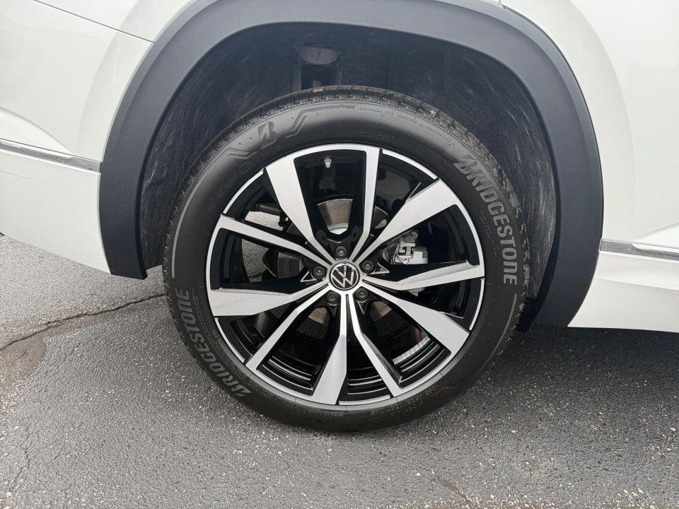 2026 Volkswagen Atlas SEL Premium R-Line