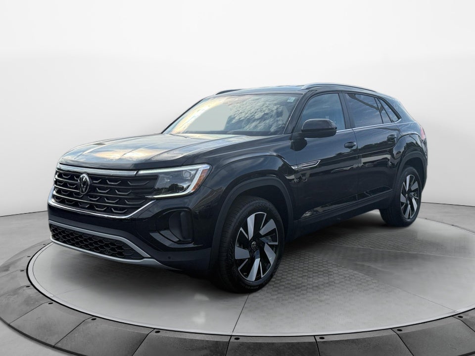 2026 Volkswagen Atlas Cross Sport SE with Technology