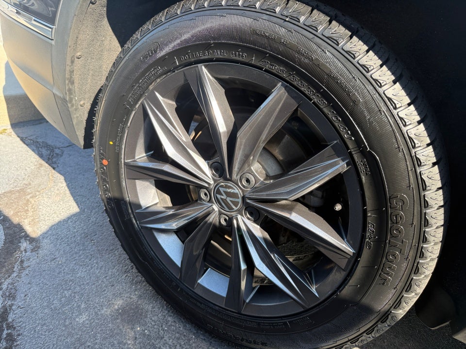 2023 Volkswagen Tiguan SE