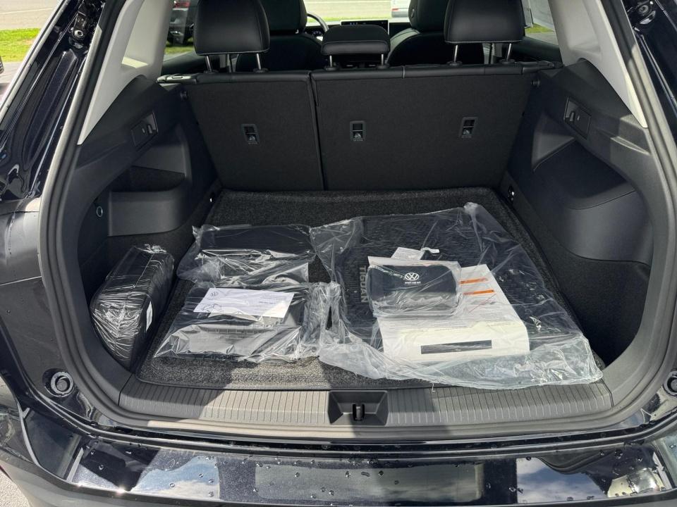 2026 Volkswagen Tiguan SE
