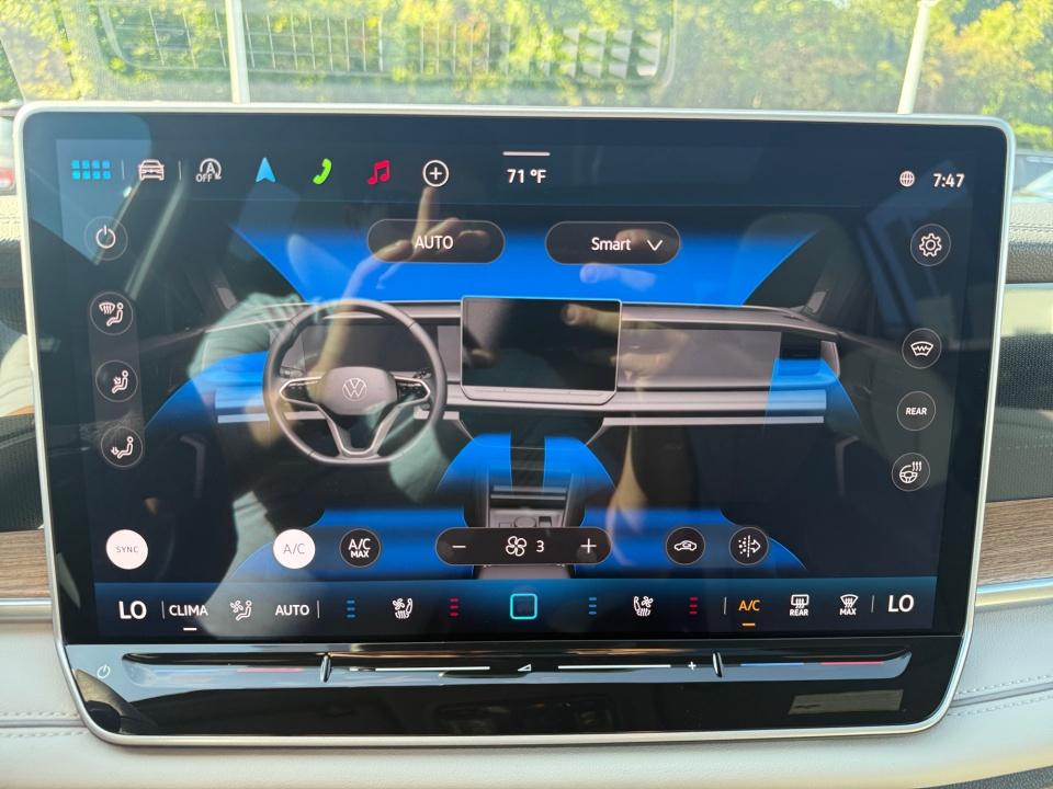 2026 Volkswagen Tiguan SEL R-Line Turbo