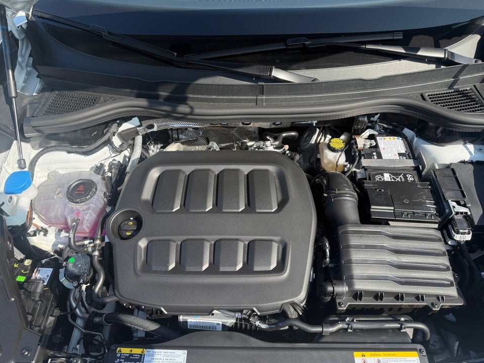 2026 Volkswagen Tiguan SEL R-Line Turbo