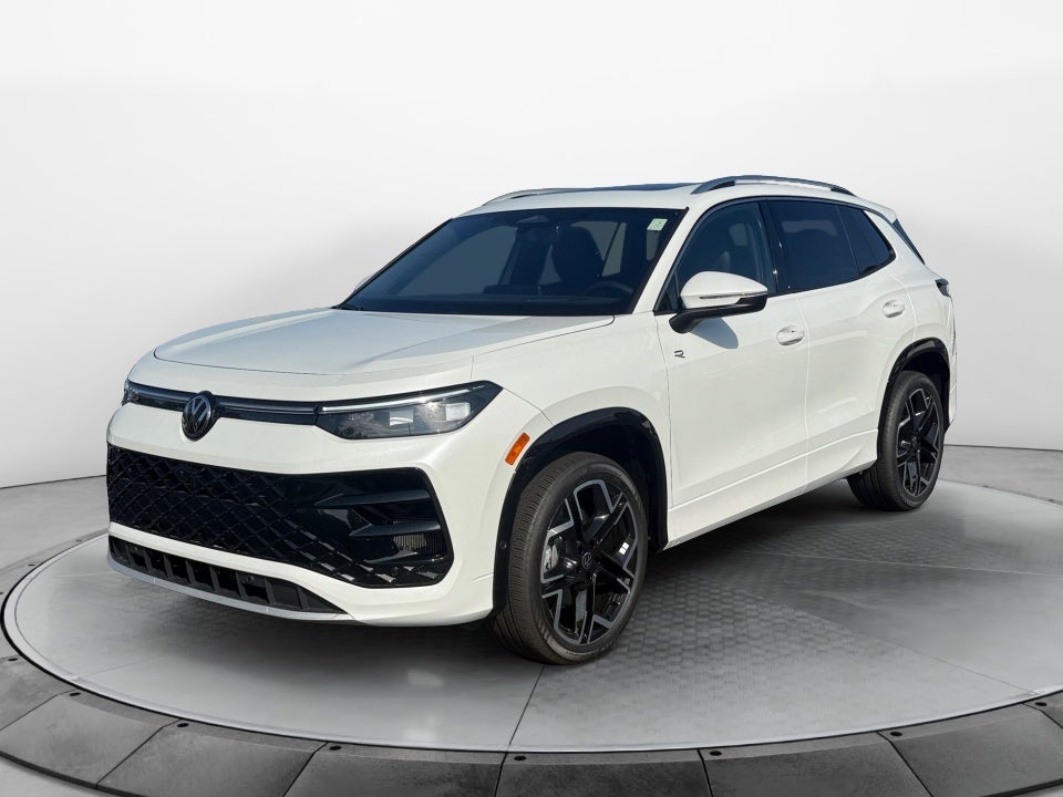 2026 Volkswagen Tiguan SEL R-Line Turbo