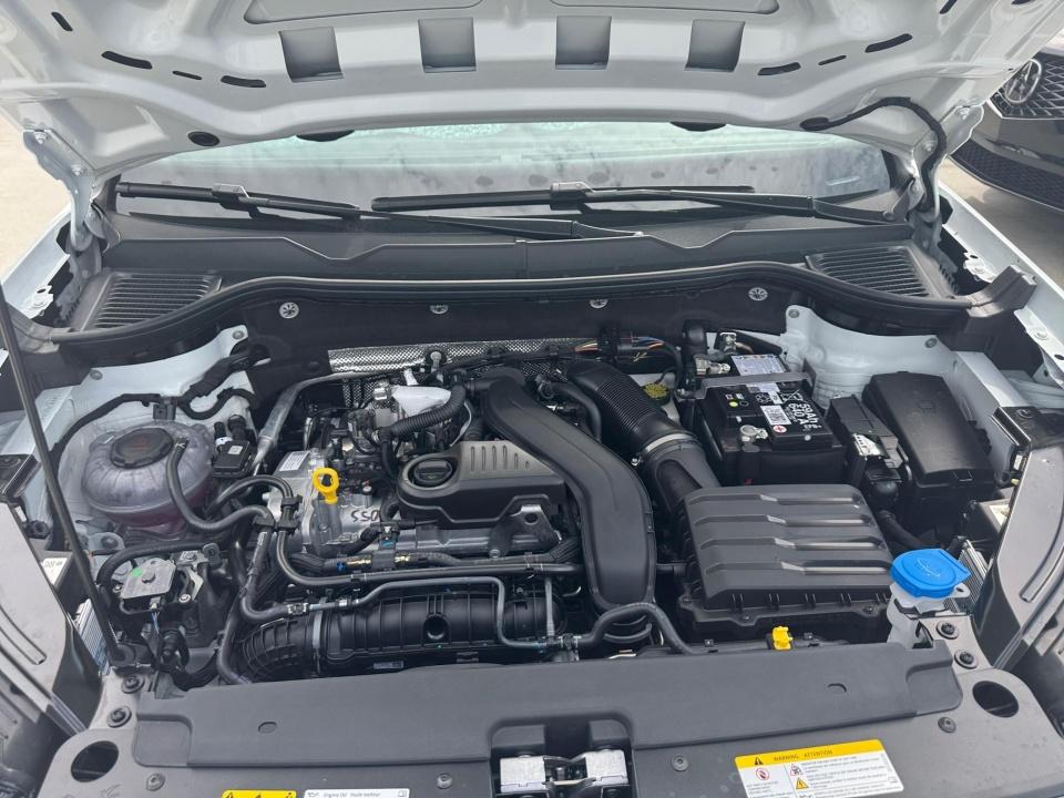 2026 Volkswagen Taos SE