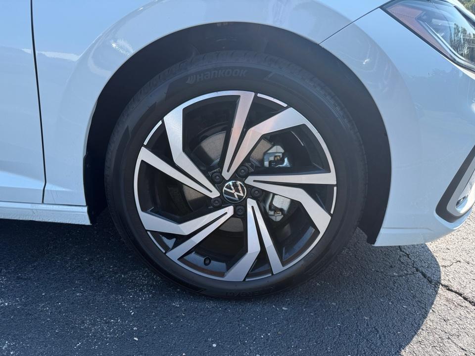 2027 Volkswagen Jetta SEL