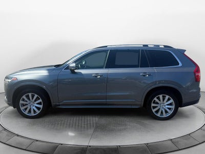 2019 Volvo XC90 Momentum