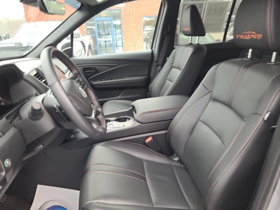 2025 Honda Ridgeline TrailSport+