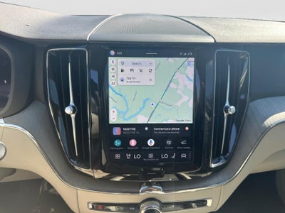 2024 Volvo XC60 Plus Dark Theme