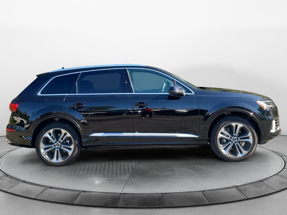 2024 Audi Q7 Premium Plus