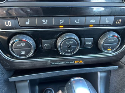 2017 Volkswagen Passat 1.8T SE