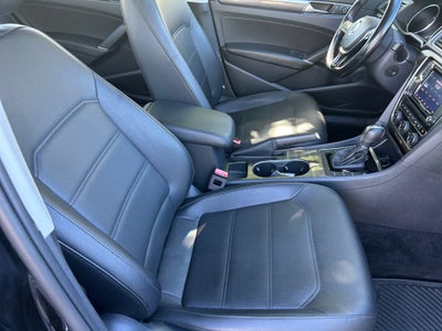 2017 Volkswagen Passat 1.8T SE