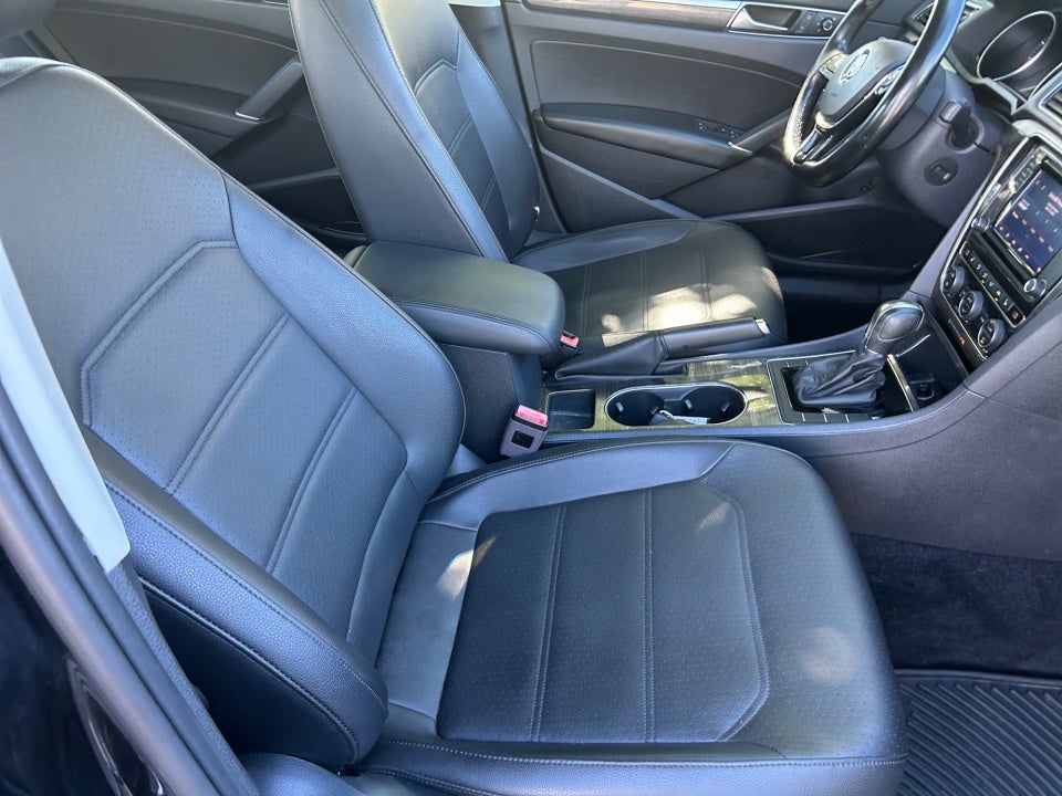 2017 Volkswagen Passat 1.8T SE