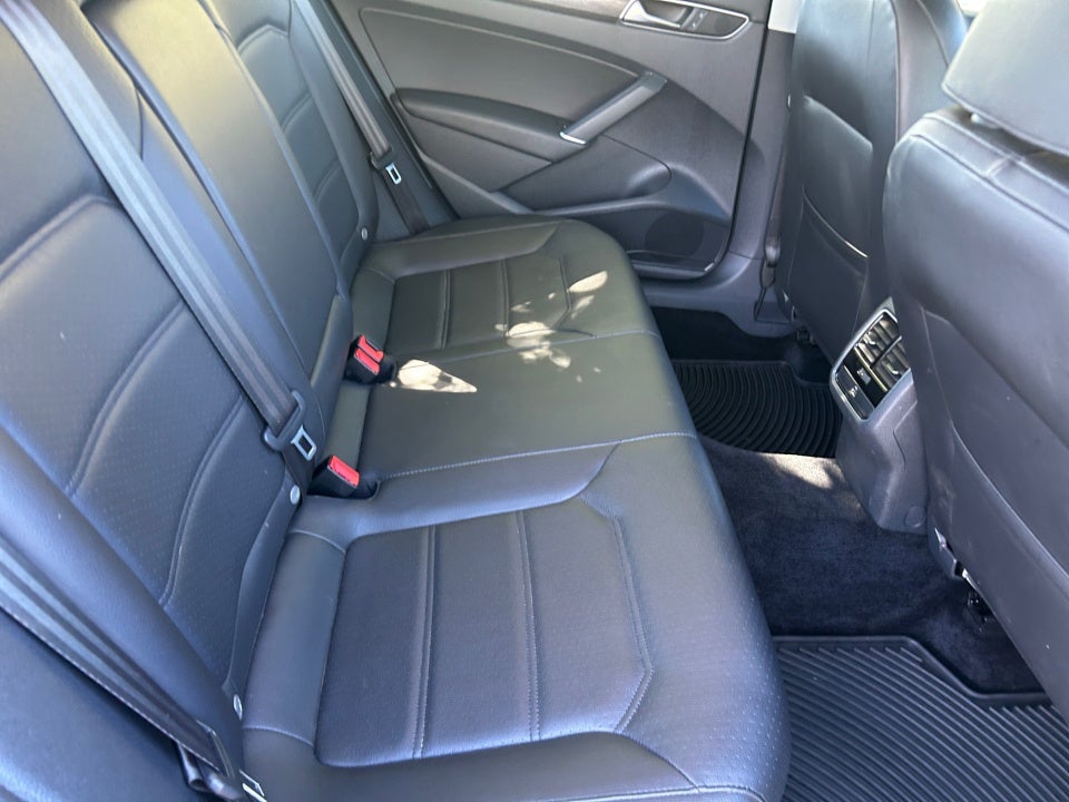 2017 Volkswagen Passat 1.8T SE