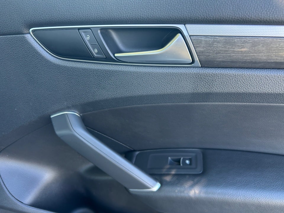 2017 Volkswagen Passat 1.8T SE