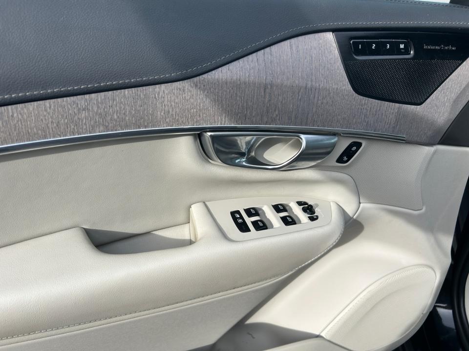 2023 Volvo XC90 Ultimate
