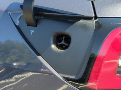 2022 Tesla Model 3 RWD