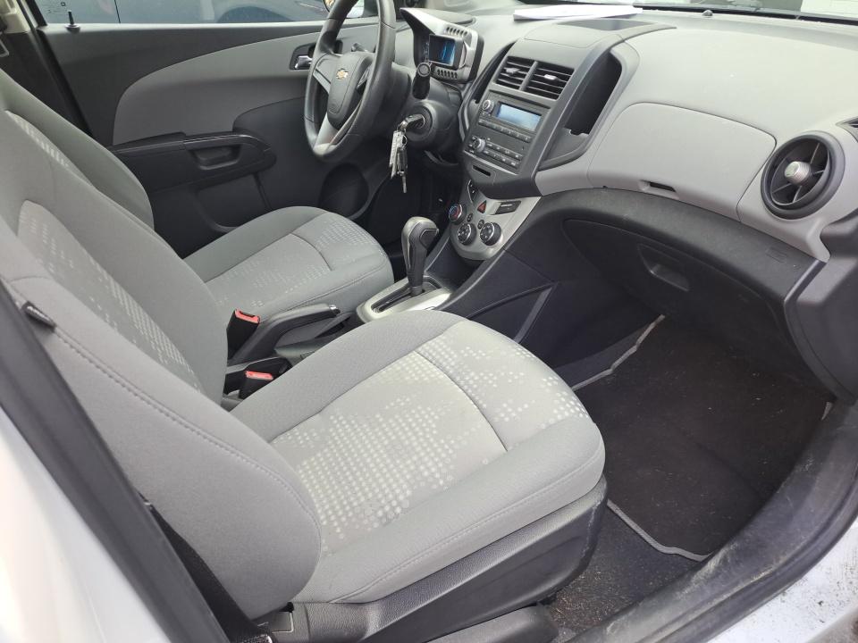 2013 Chevrolet Sonic LS