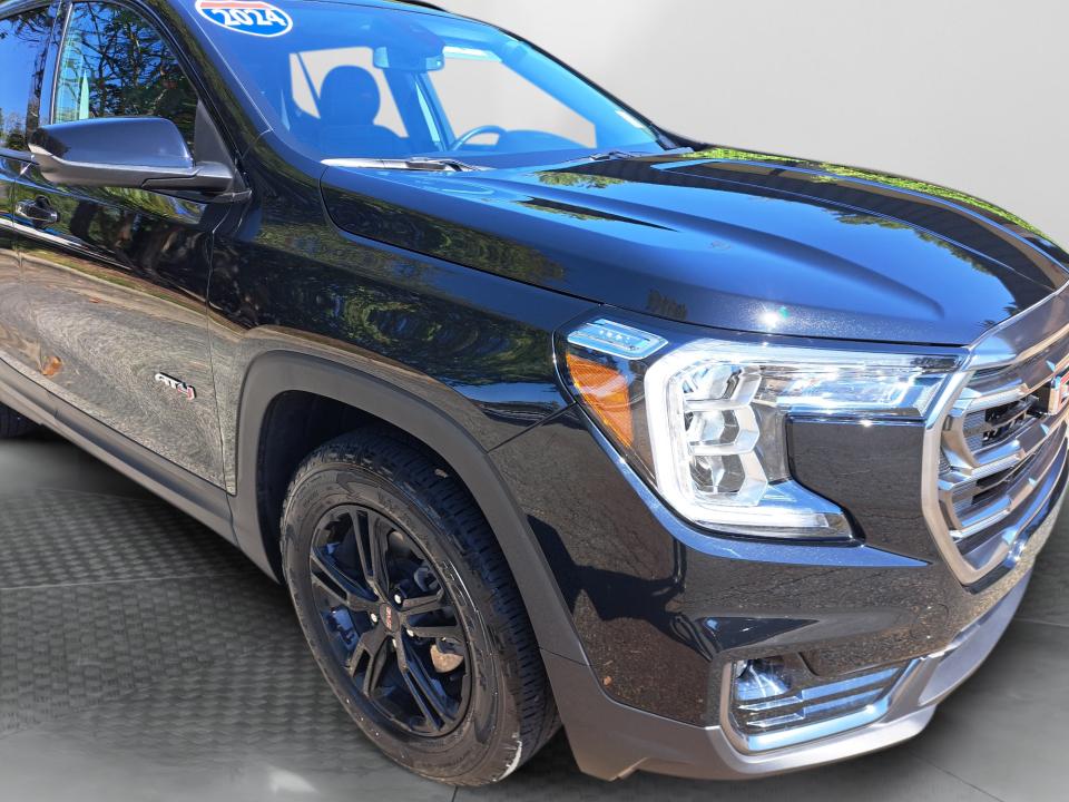 2024 GMC Terrain AT4