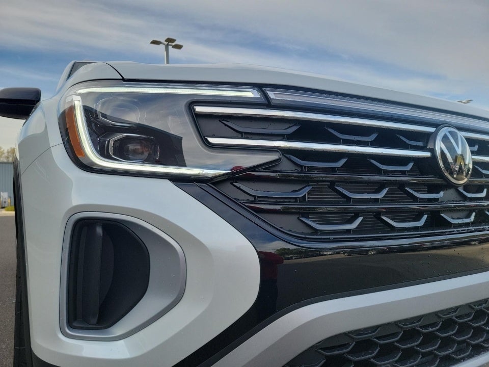 2026 Volkswagen Atlas Peak Edition