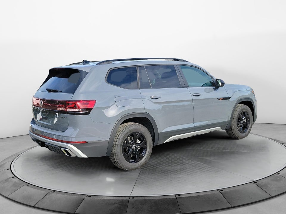 2026 Volkswagen Atlas Peak Edition