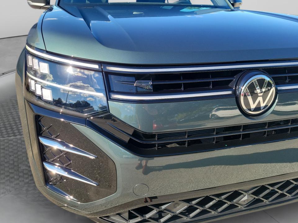 2027 Volkswagen Atlas SEL Premium R-Line